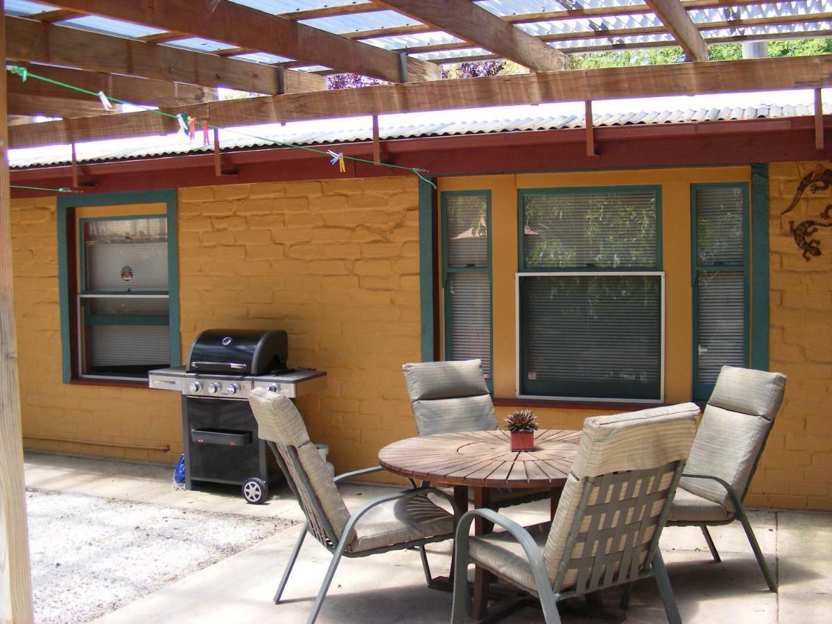 Trevalia Accommodation Penwortham Exterior foto
